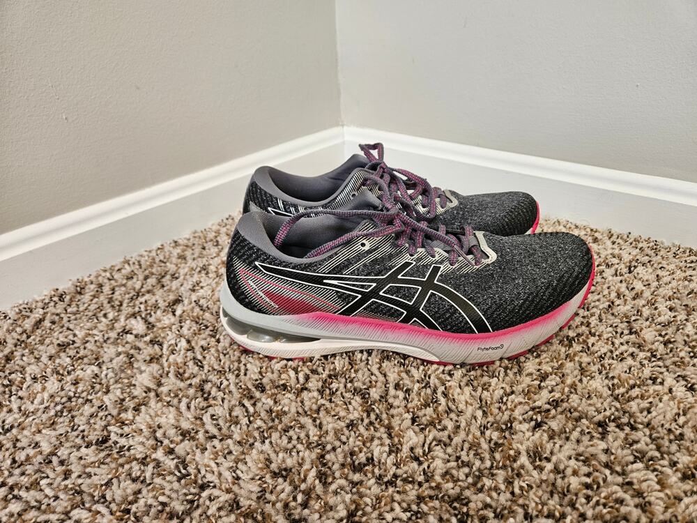 ASICS GT-2000 10 Women’s 9 Running Shoes Black Gray Pink 1012B045